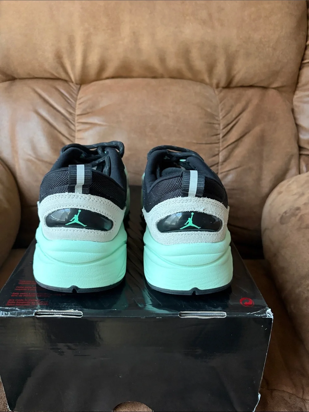Jordan Trunner O/S Men’s Sneakers in Mint, Beige, and Black